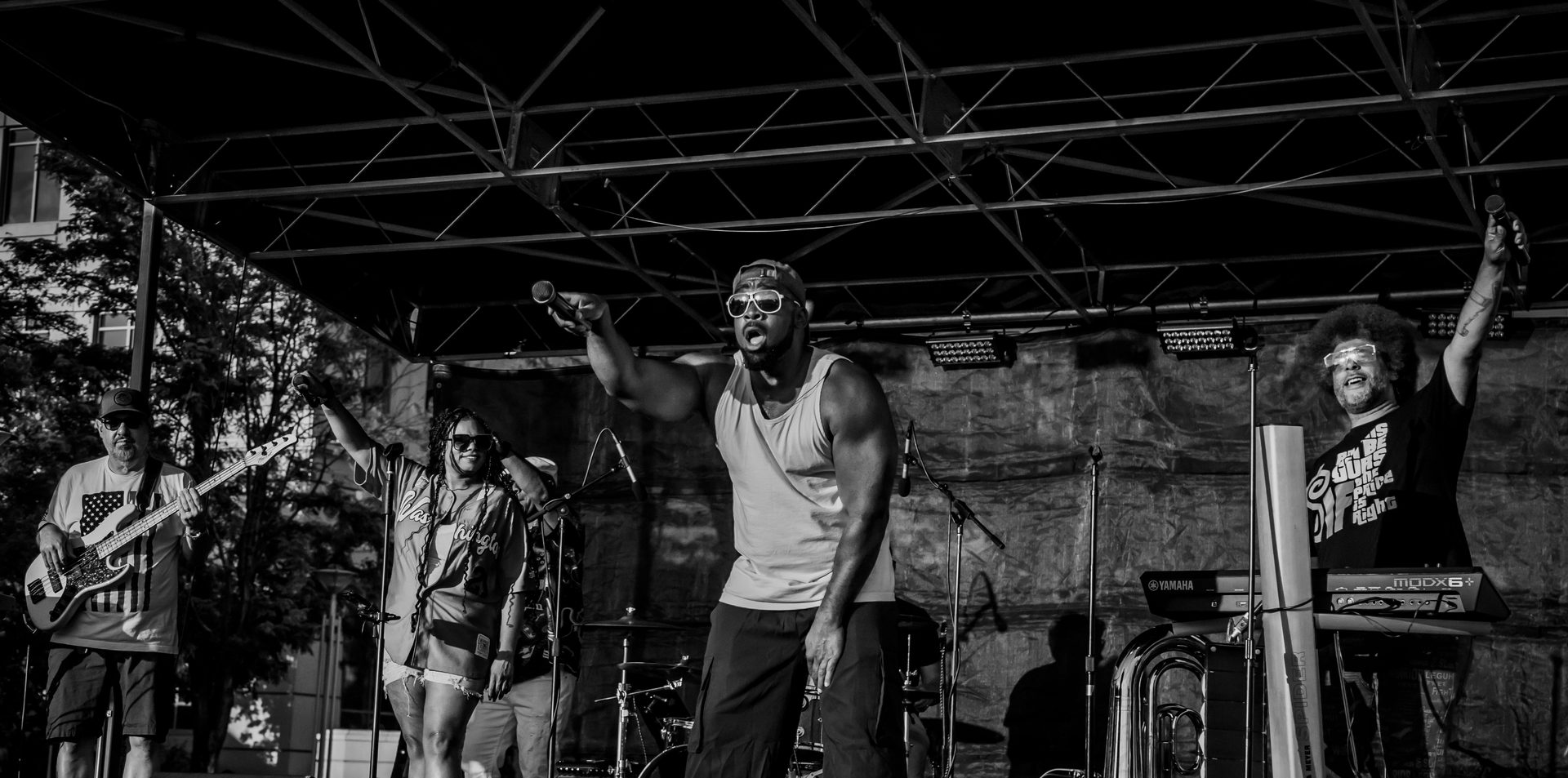 Little Moses Jones full band performing live